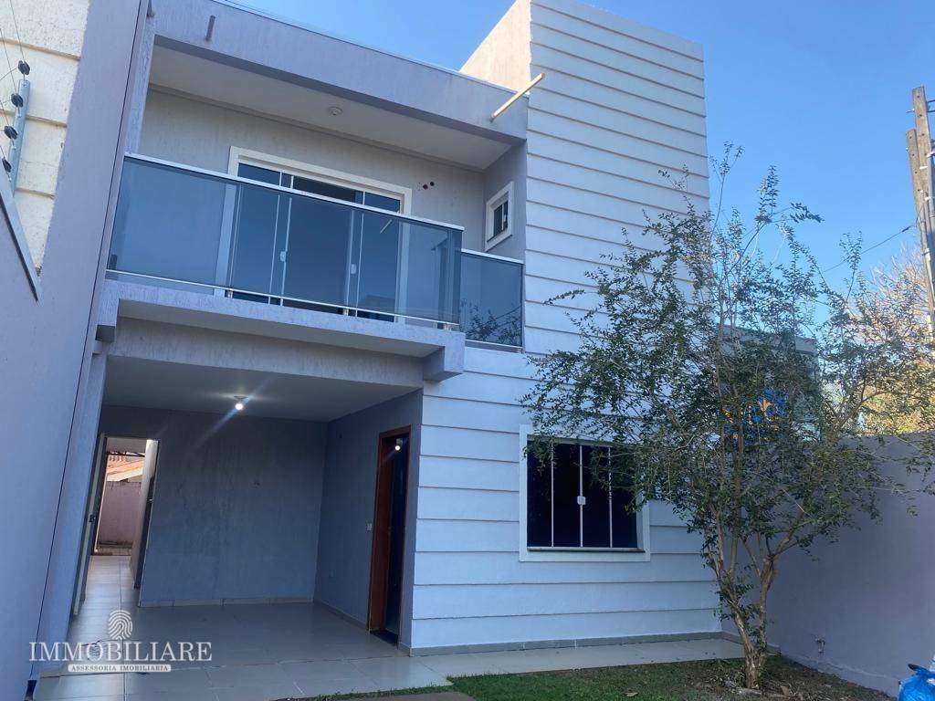 Sobrado à venda com 2 quartos, 138m² - Foto 1