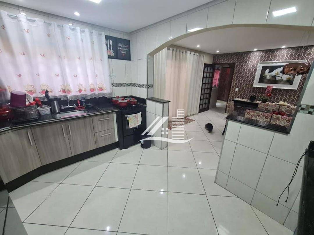 Sobrado à venda com 4 quartos, 195m² - Foto 5