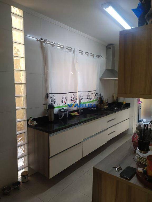 Casa à venda com 2 quartos, 133m² - Foto 18