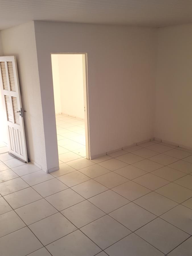 Apartamento para alugar com 2 quartos, 75m² - Foto 14