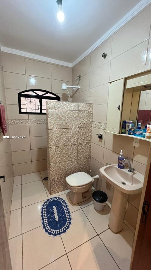 Casa à venda com 5 quartos, 193m² - Foto 24