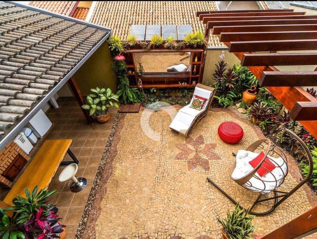 Casa de Condomínio à venda com 3 quartos, 214m² - Foto 47