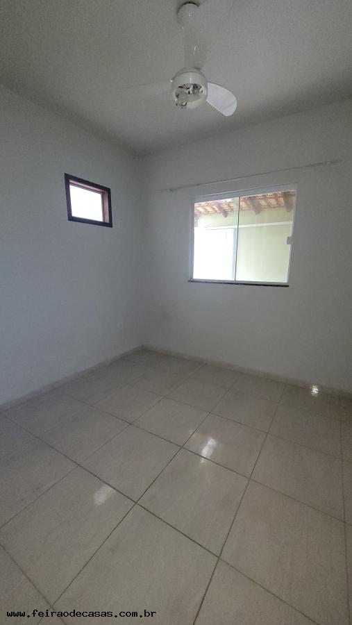 Casa à venda com 4 quartos, 130m² - Foto 15