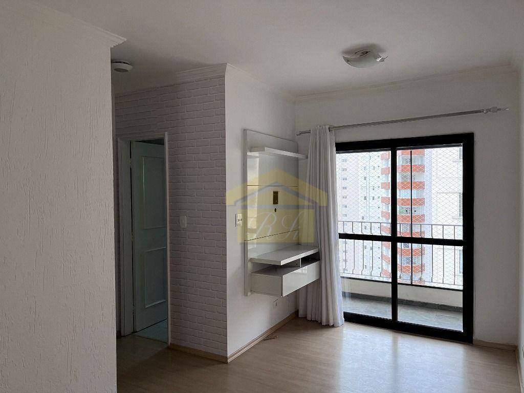 Apartamento à venda com 2 quartos, 56m² - Foto 1