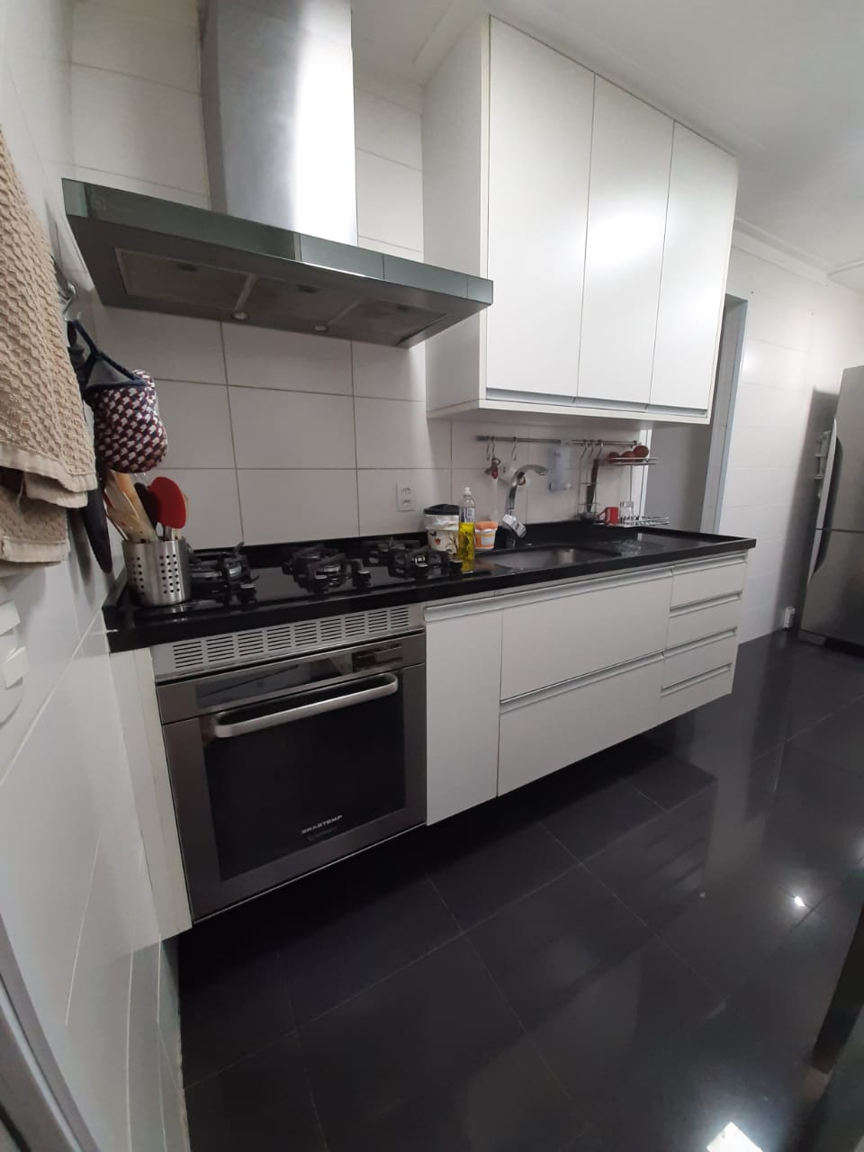 Apartamento à venda com 3 quartos, 127m² - Foto 19