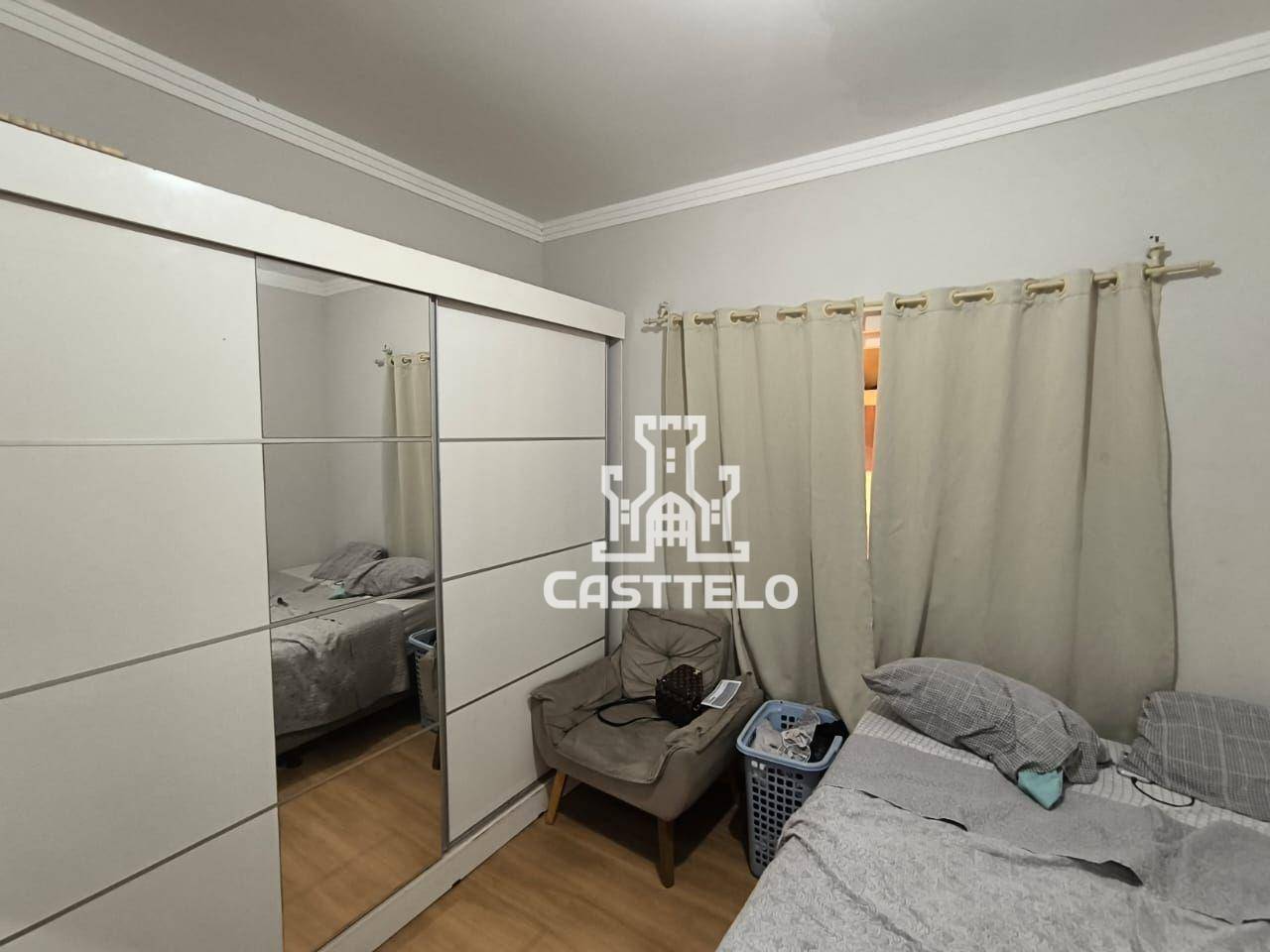 Casa à venda com 2 quartos, 100m² - Foto 6