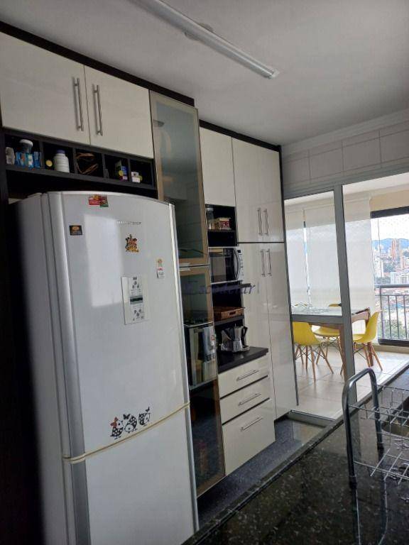 Apartamento à venda com 3 quartos, 140m² - Foto 5