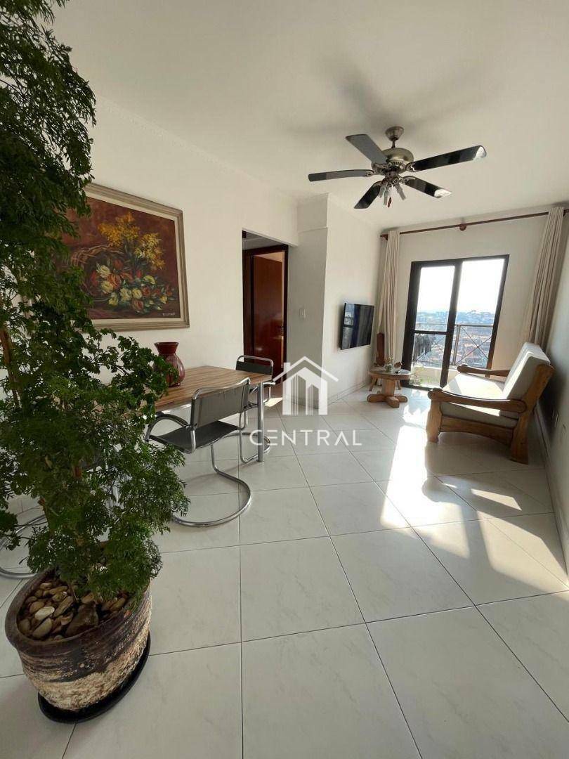 Apartamento à venda com 2 quartos, 69m² - Foto 1