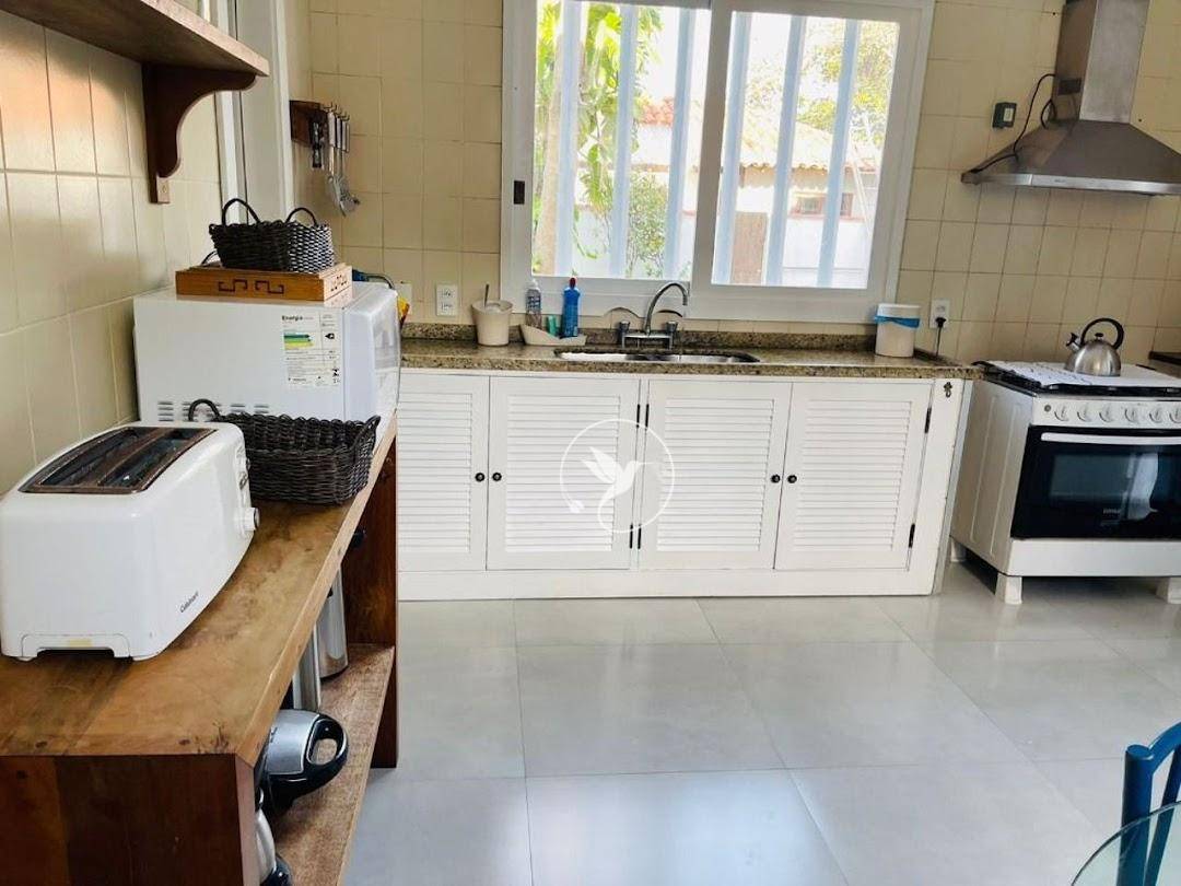 Casa à venda com 6 quartos, 400m² - Foto 12