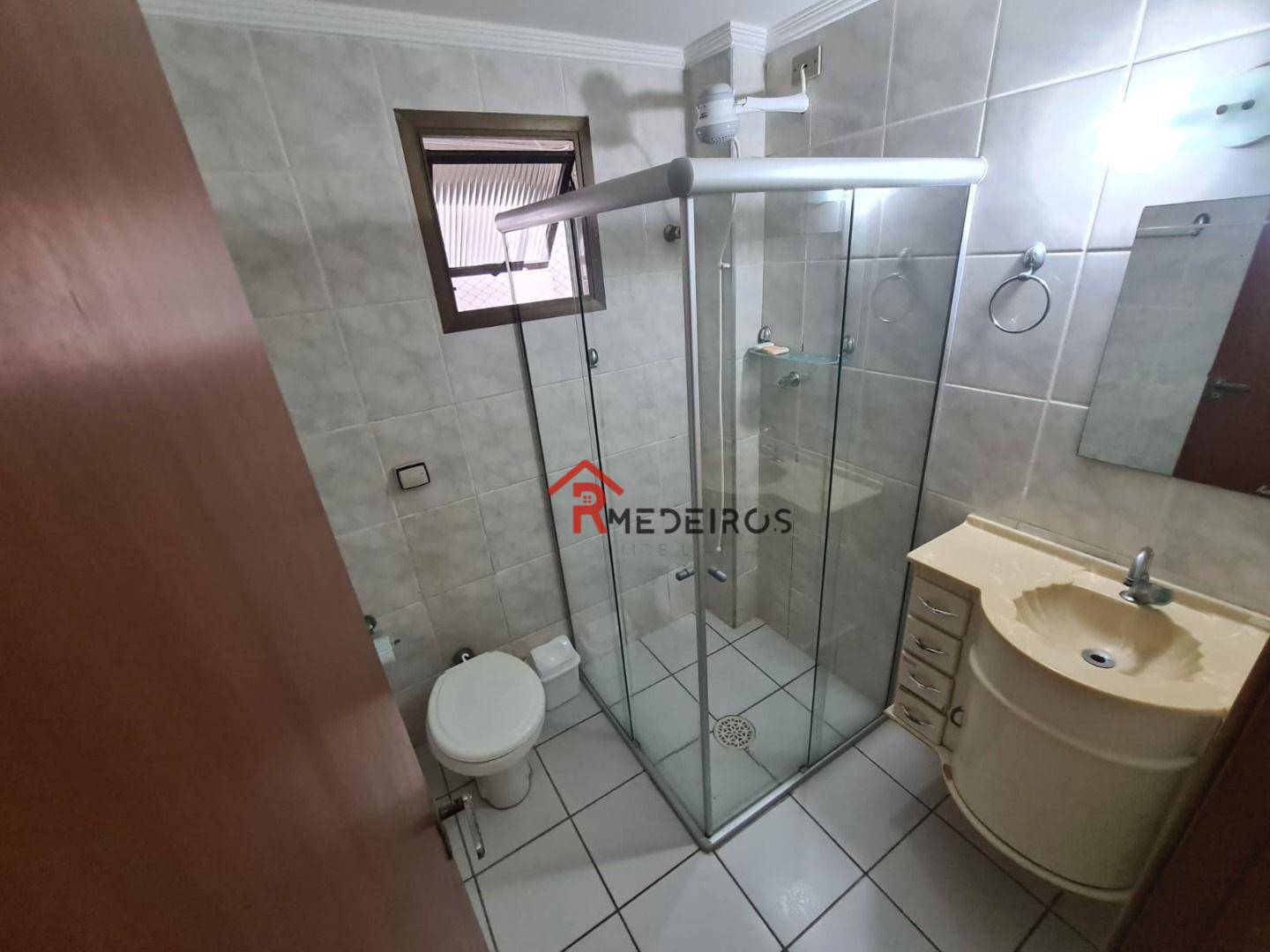 Apartamento à venda com 1 quarto, 60m² - Foto 5