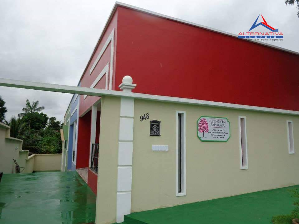 Casa à venda com 3 quartos, 530m² - Foto 1