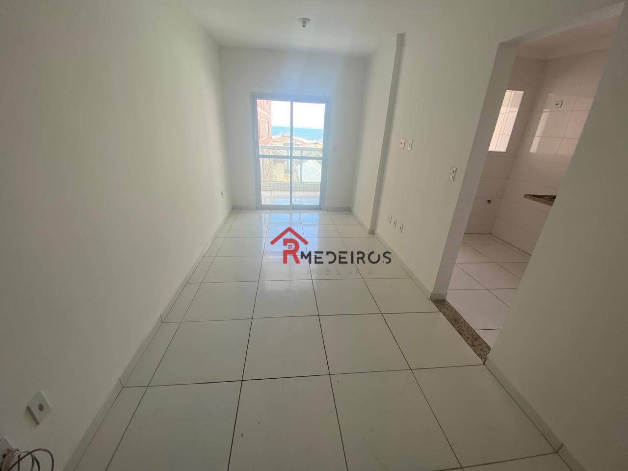 Apartamento à venda com 2 quartos, 80m² - Foto 2