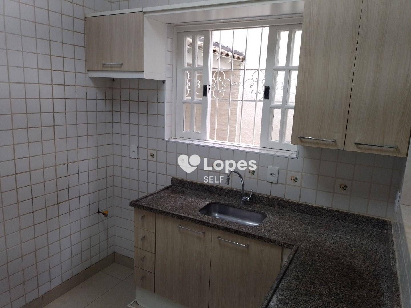 Casa à venda com 3 quartos, 100m² - Foto 10