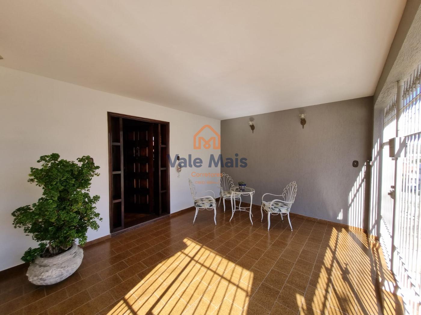 Casa à venda com 4 quartos, 167m² - Foto 3