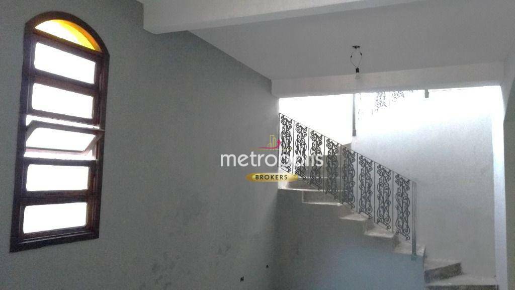 Sobrado à venda com 3 quartos, 270m² - Foto 2