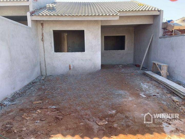 Casa à venda com 2 quartos, 64m² - Foto 1