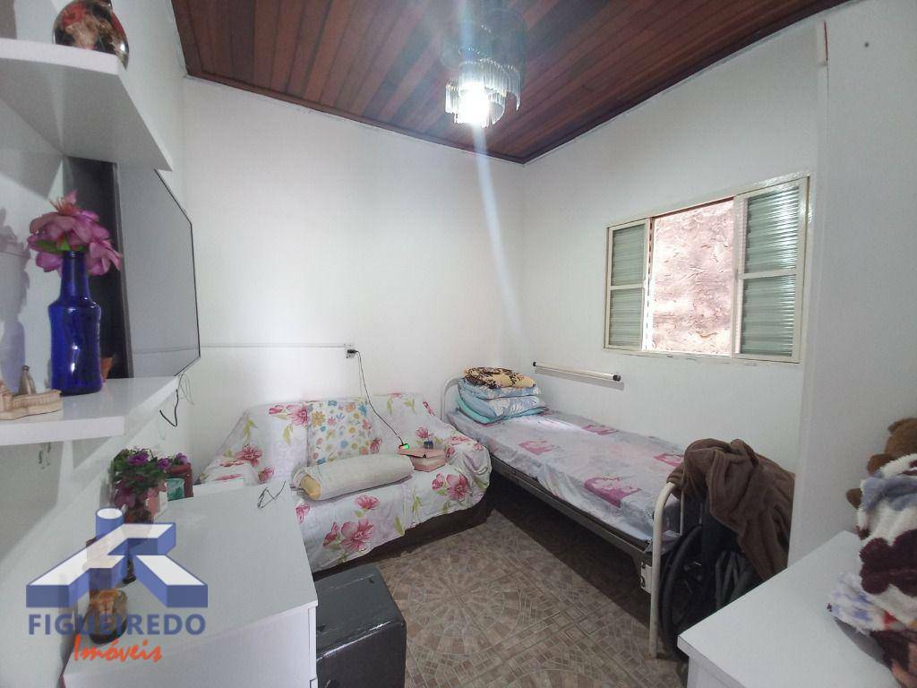 Casa à venda com 4 quartos, 104m² - Foto 14