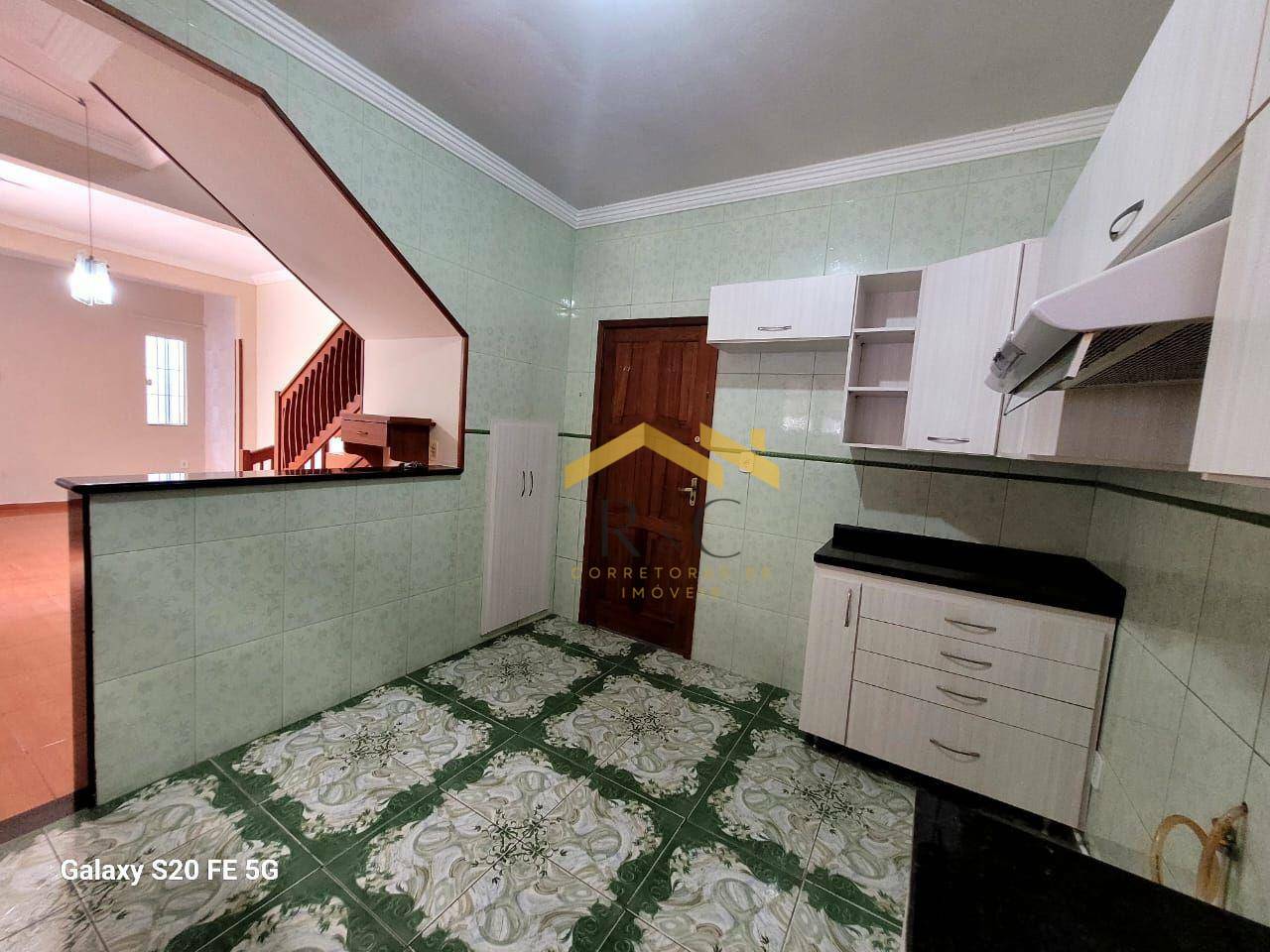 Casa à venda com 2 quartos, 125m² - Foto 12