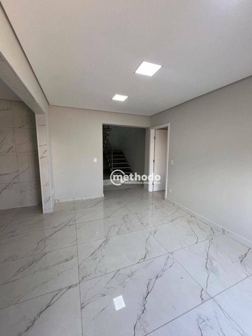 Casa à venda com 3 quartos, 236m² - Foto 16