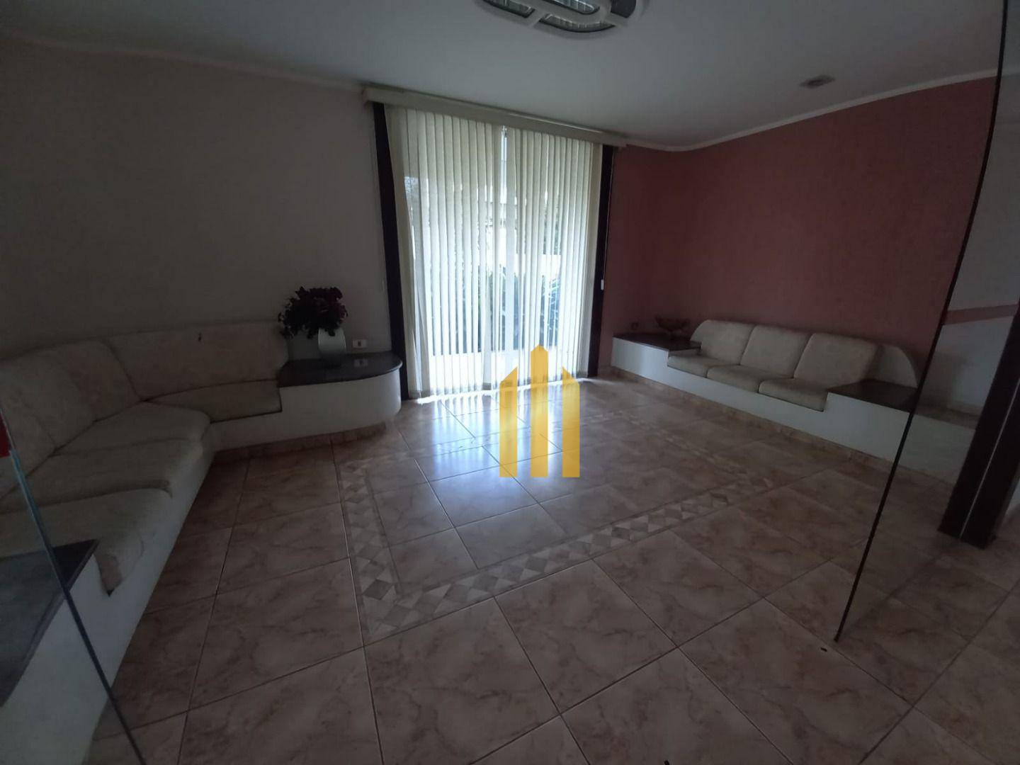 Apartamento para alugar com 3 quartos, 90m² - Foto 6