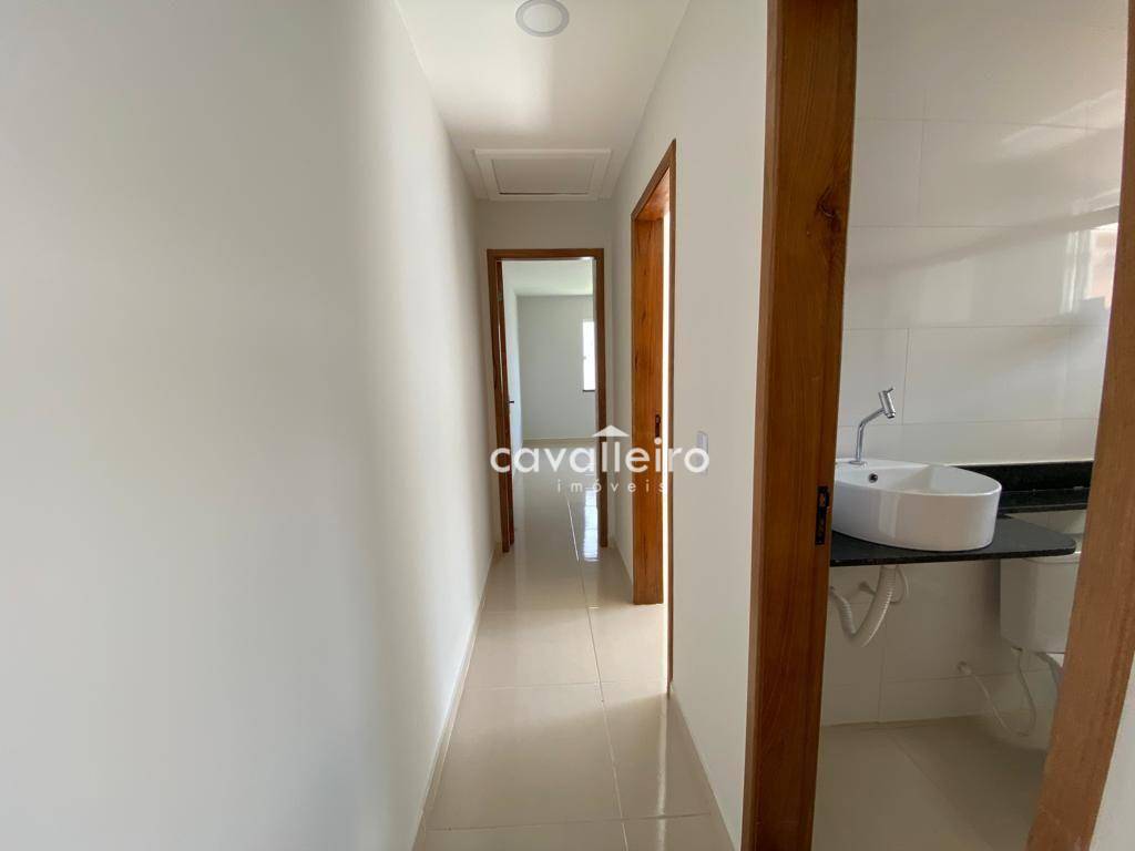 Casa à venda com 2 quartos, 60m² - Foto 11