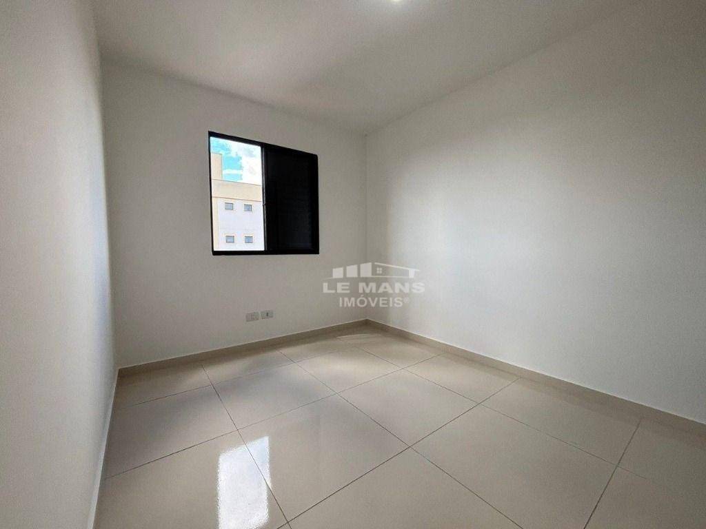 Apartamento à venda com 2 quartos, 58m² - Foto 3