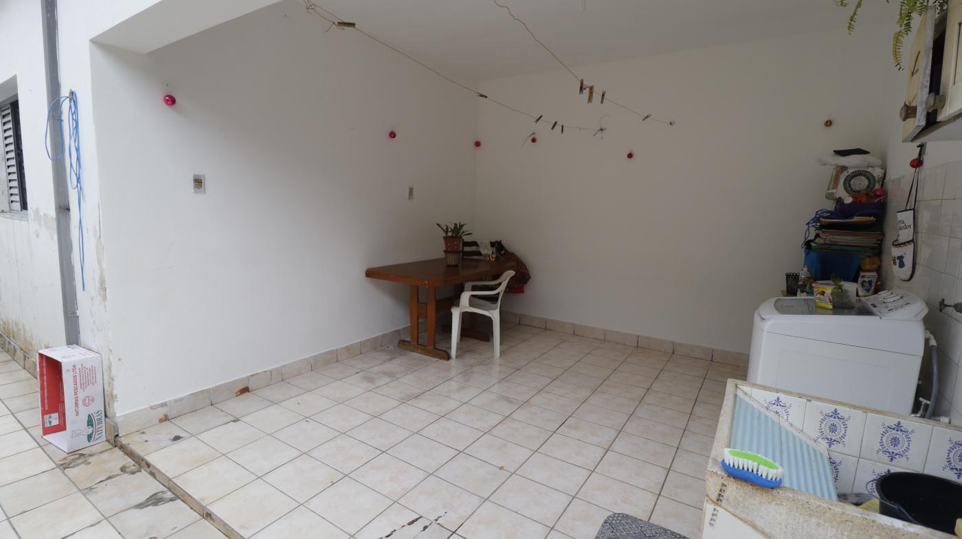 Casa à venda com 2 quartos, 97m² - Foto 13