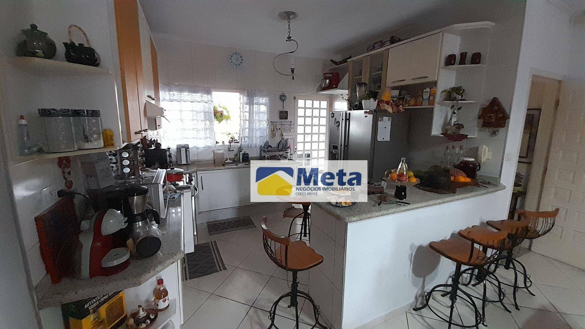 Sobrado à venda com 3 quartos, 286m² - Foto 17