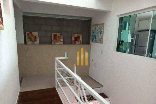 Sobrado à venda com 3 quartos, 252m² - Foto 3