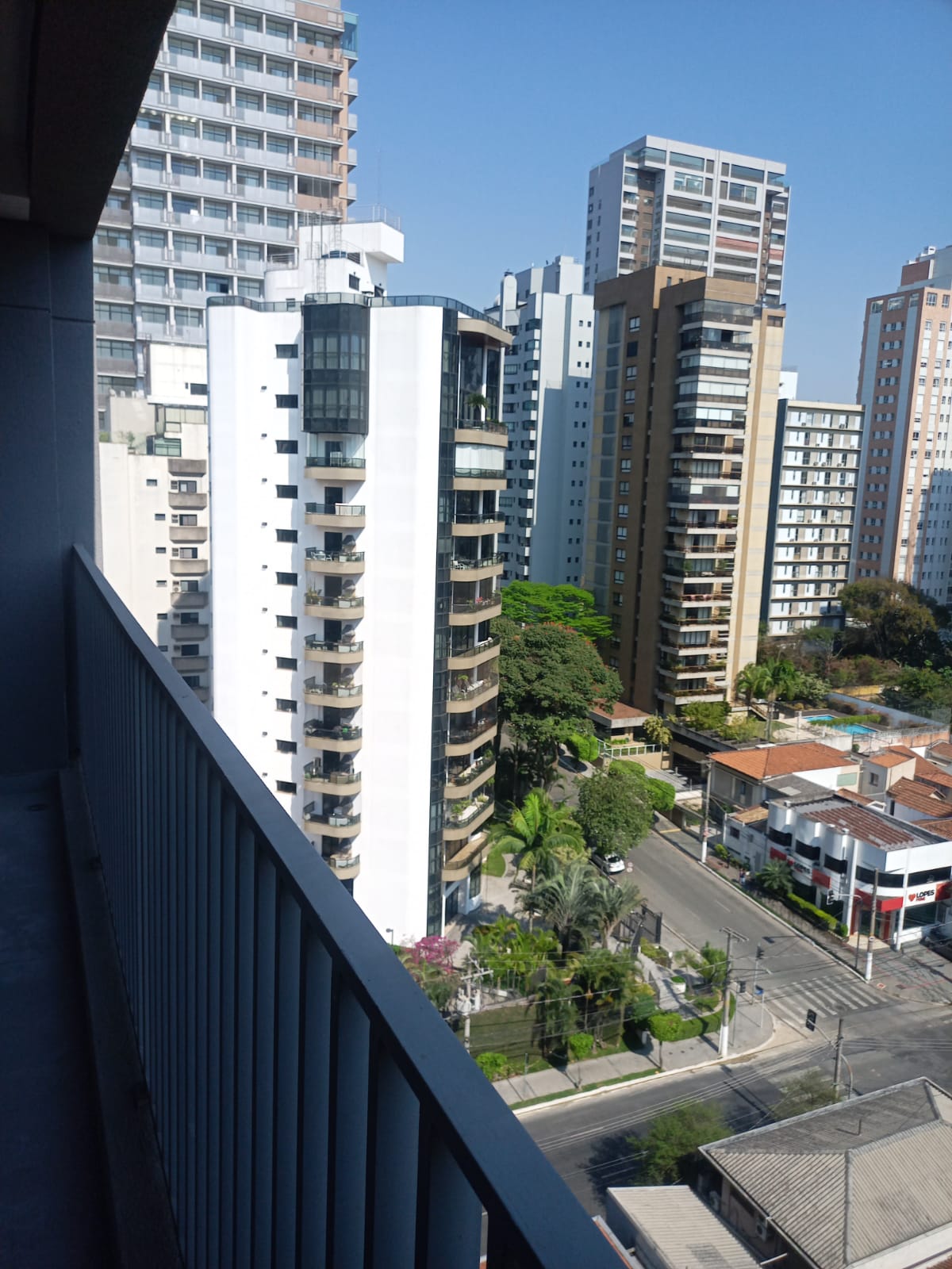 Apartamento à venda com 2 quartos, 75m² - Foto 3