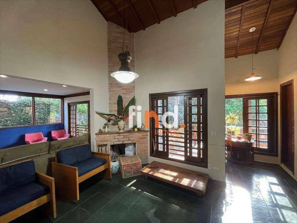 Casa de Condomínio à venda com 4 quartos, 220m² - Foto 13