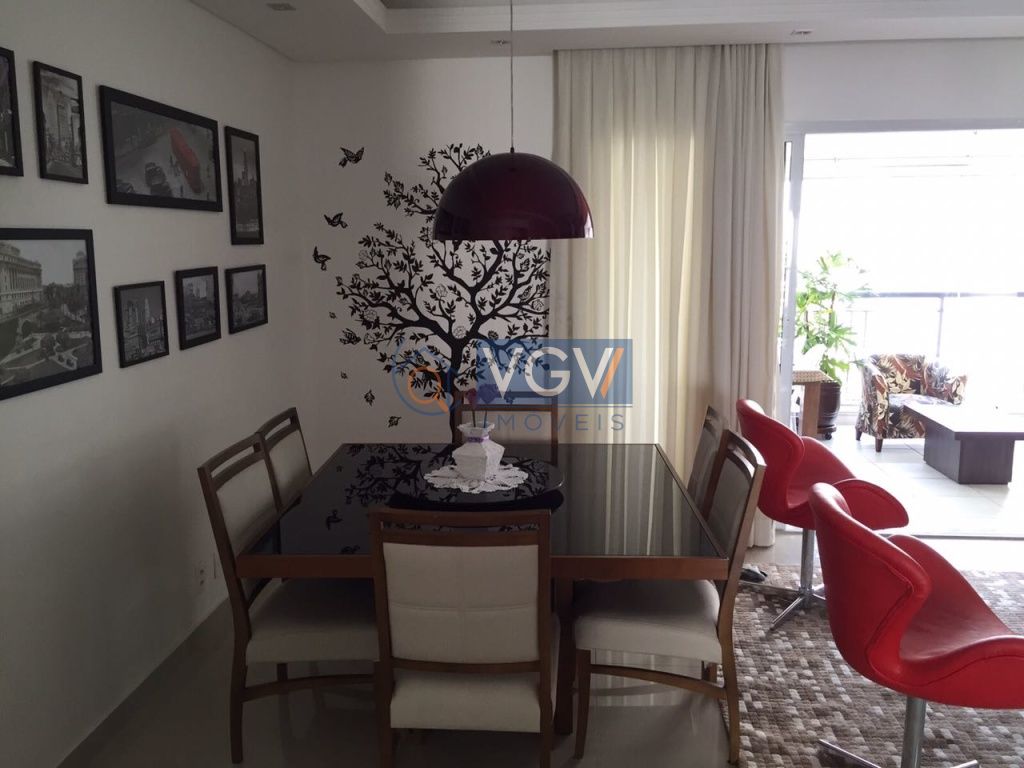 Apartamento à venda com 3 quartos, 155m² - Foto 3