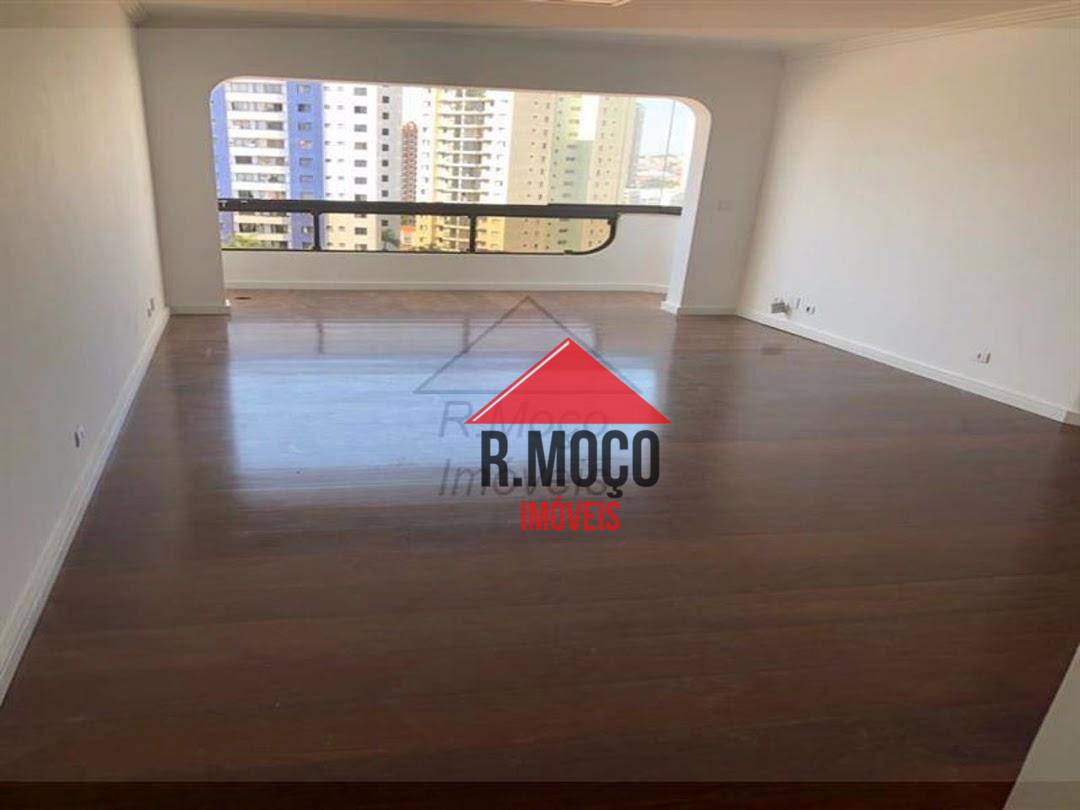 Apartamento à venda com 3 quartos, 209m² - Foto 4