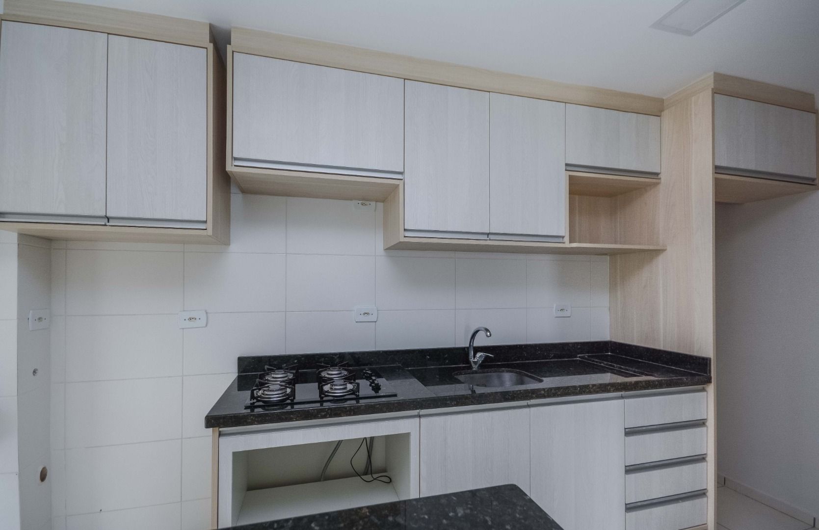 Apartamento para alugar com 2 quartos, 75m² - Foto 48