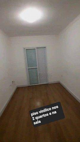 Apartamento à venda com 2 quartos, 70m² - Foto 1