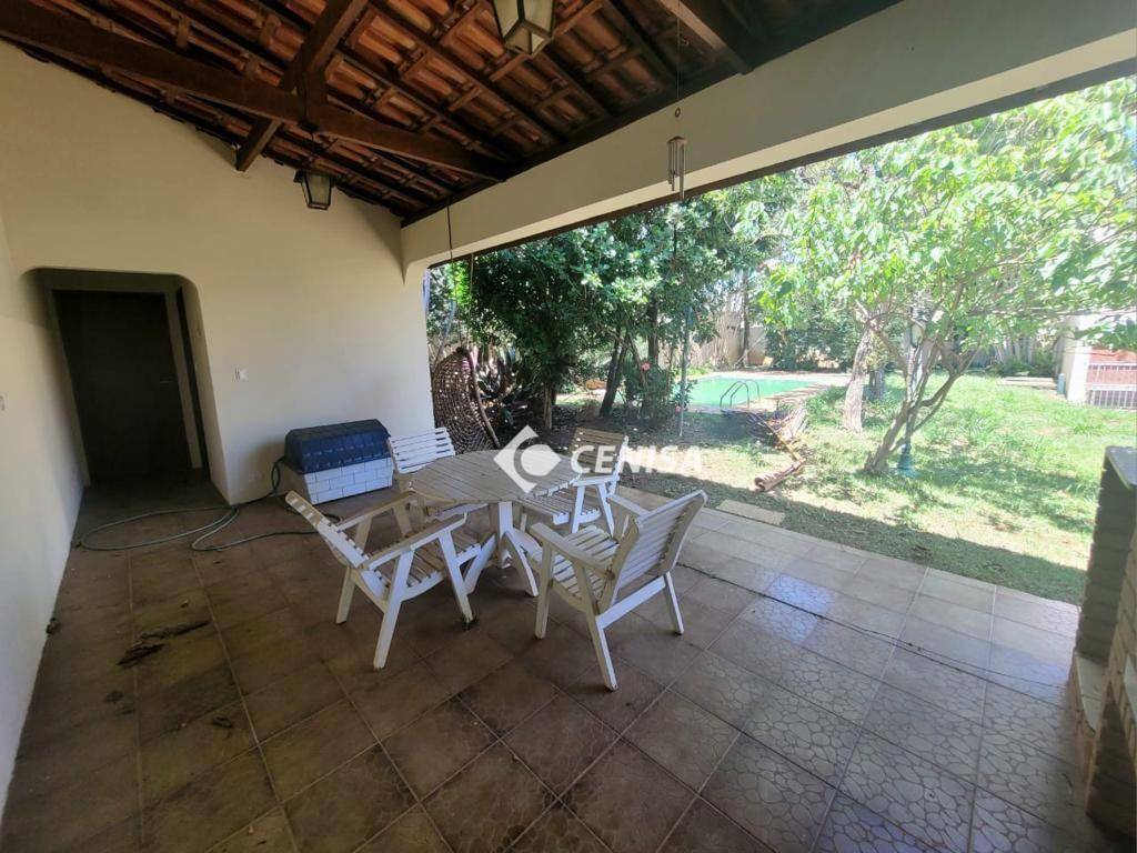 Casa à venda com 3 quartos, 240m² - Foto 18