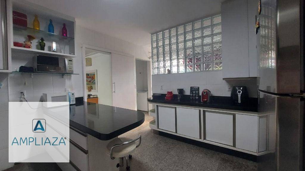 Apartamento à venda com 4 quartos, 198m² - Foto 24