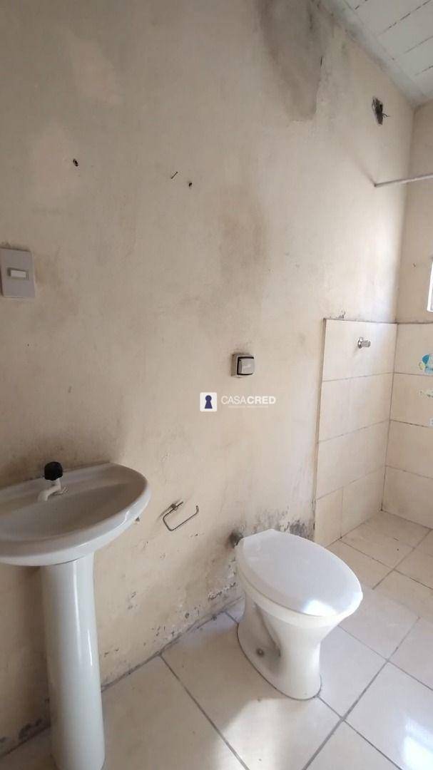 Casa para alugar com 1 quarto, 50m² - Foto 6