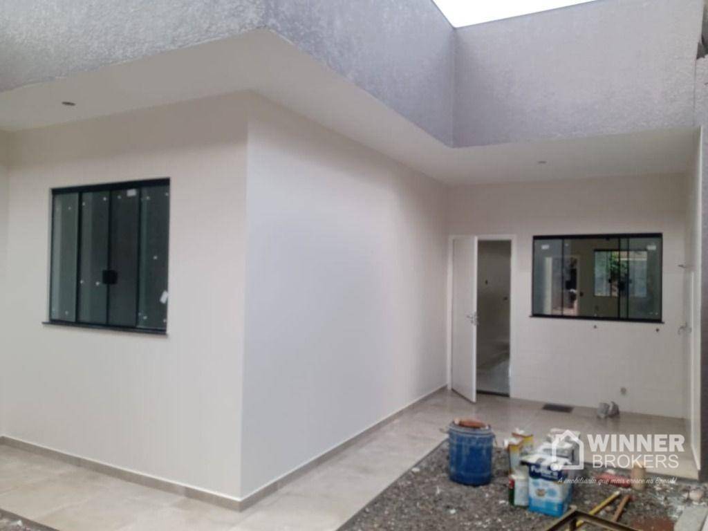 Casa à venda com 3 quartos, 70m² - Foto 11