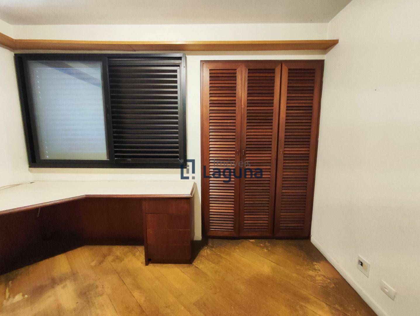 Apartamento à venda com 2 quartos, 95m² - Foto 17