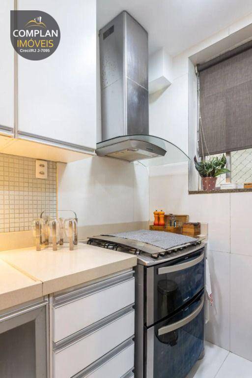 Apartamento à venda com 3 quartos, 90m² - Foto 13