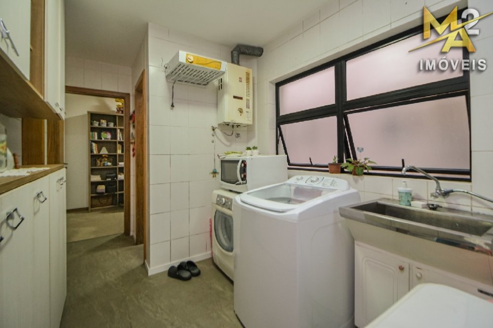 Apartamento à venda com 3 quartos, 145m² - Foto 11