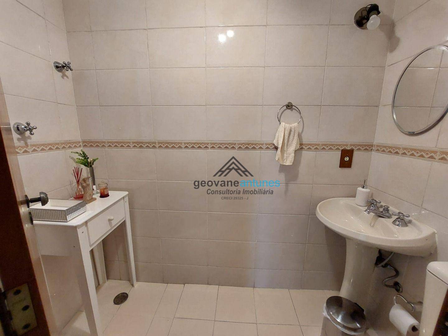 Apartamento à venda com 2 quartos, 63m² - Foto 14