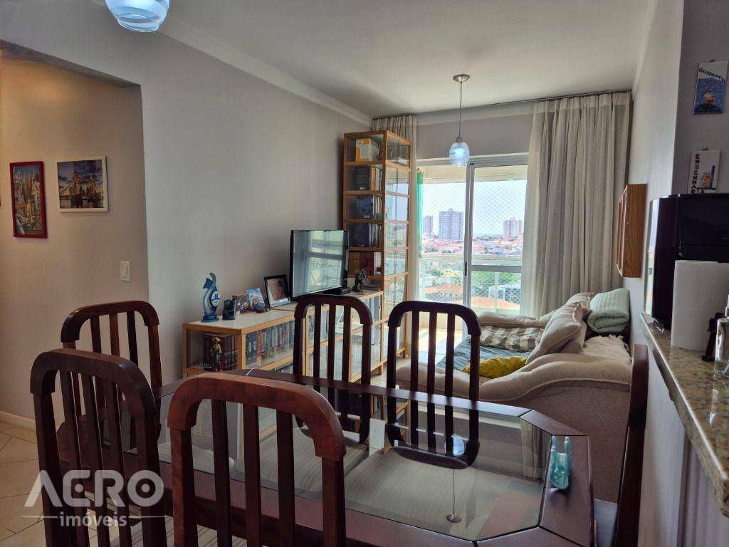 Apartamento à venda com 2 quartos, 65m² - Foto 2