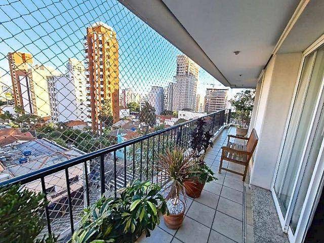 Apartamento à venda com 4 quartos, 225m² - Foto 7