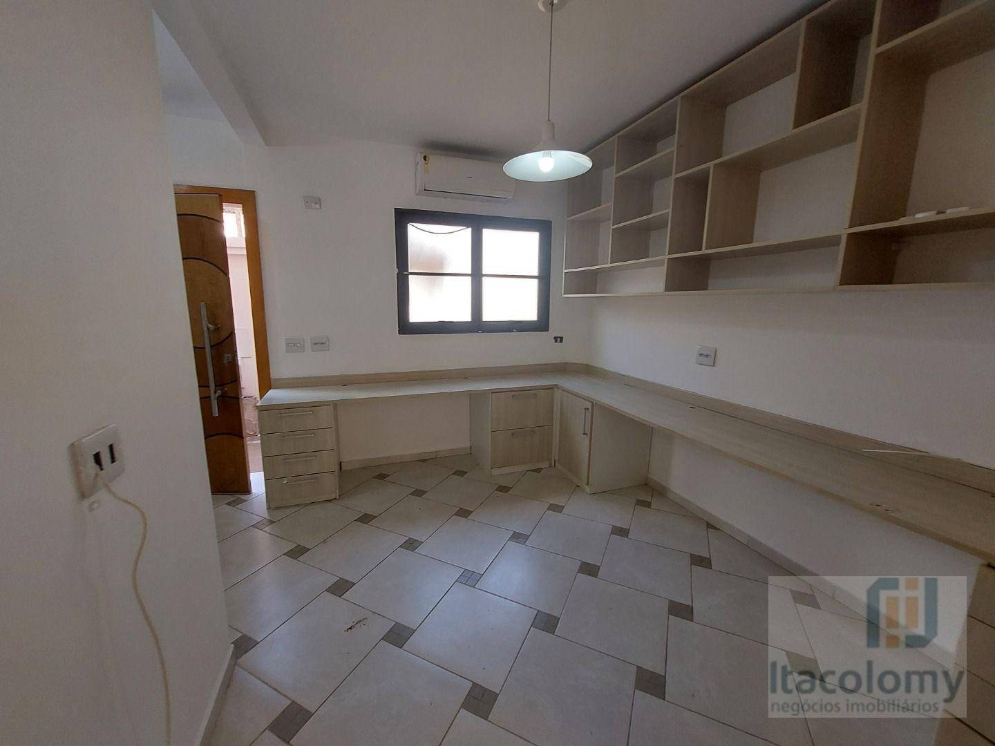 Casa de Condomínio para alugar com 3 quartos, 180m² - Foto 21