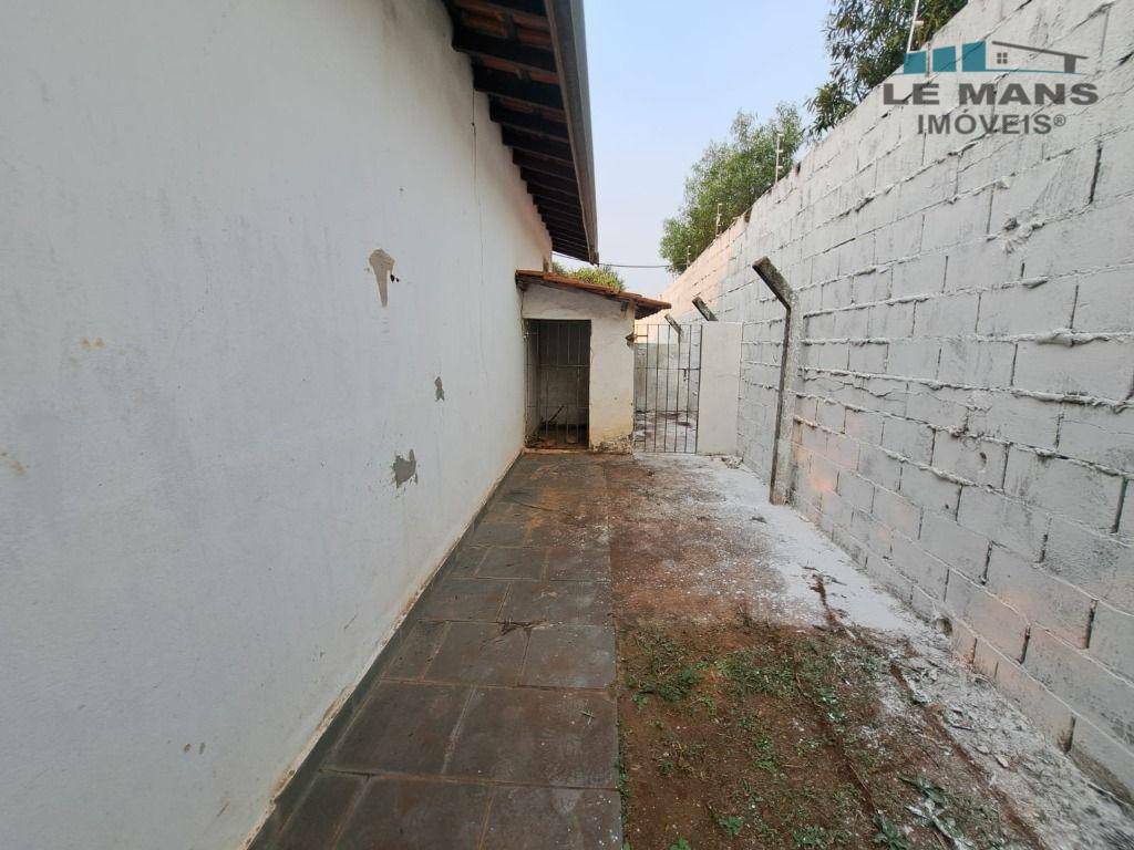 Chácara à venda e aluguel com 6 quartos, 750m² - Foto 44