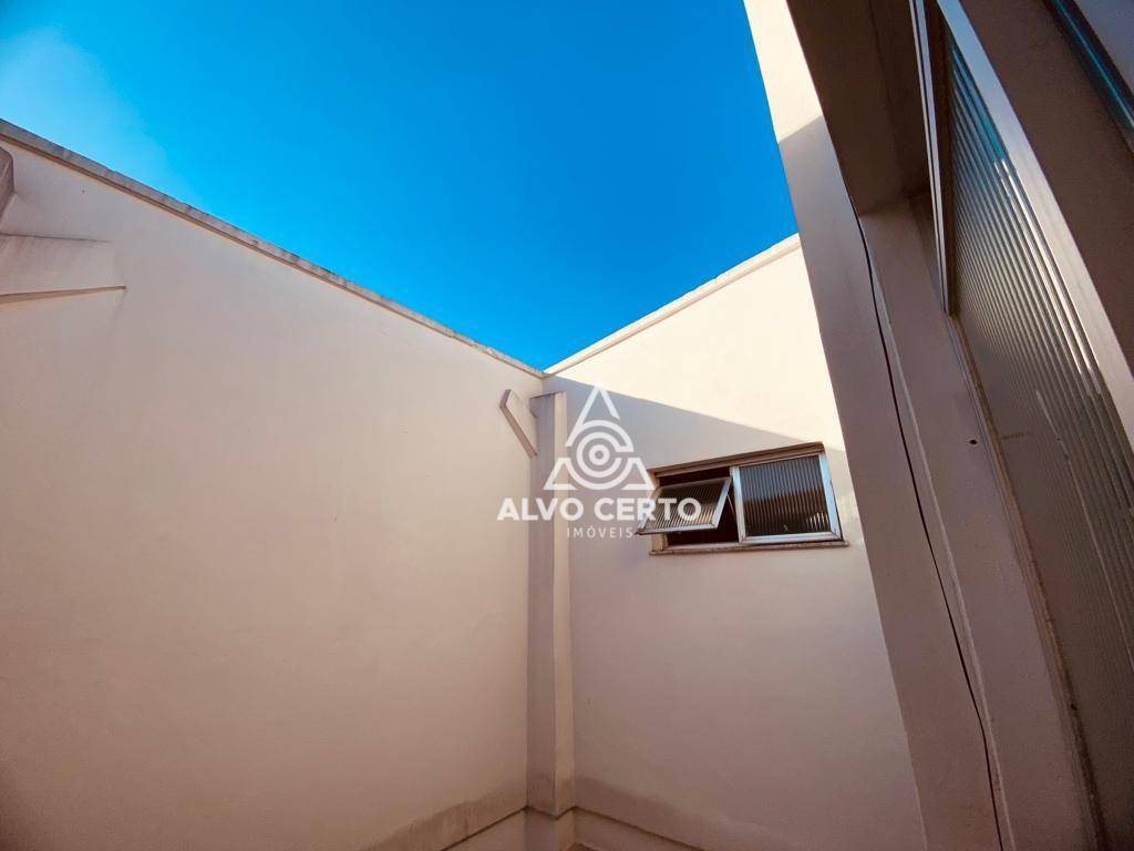 Apartamento à venda e aluguel com 2 quartos, 77m² - Foto 11