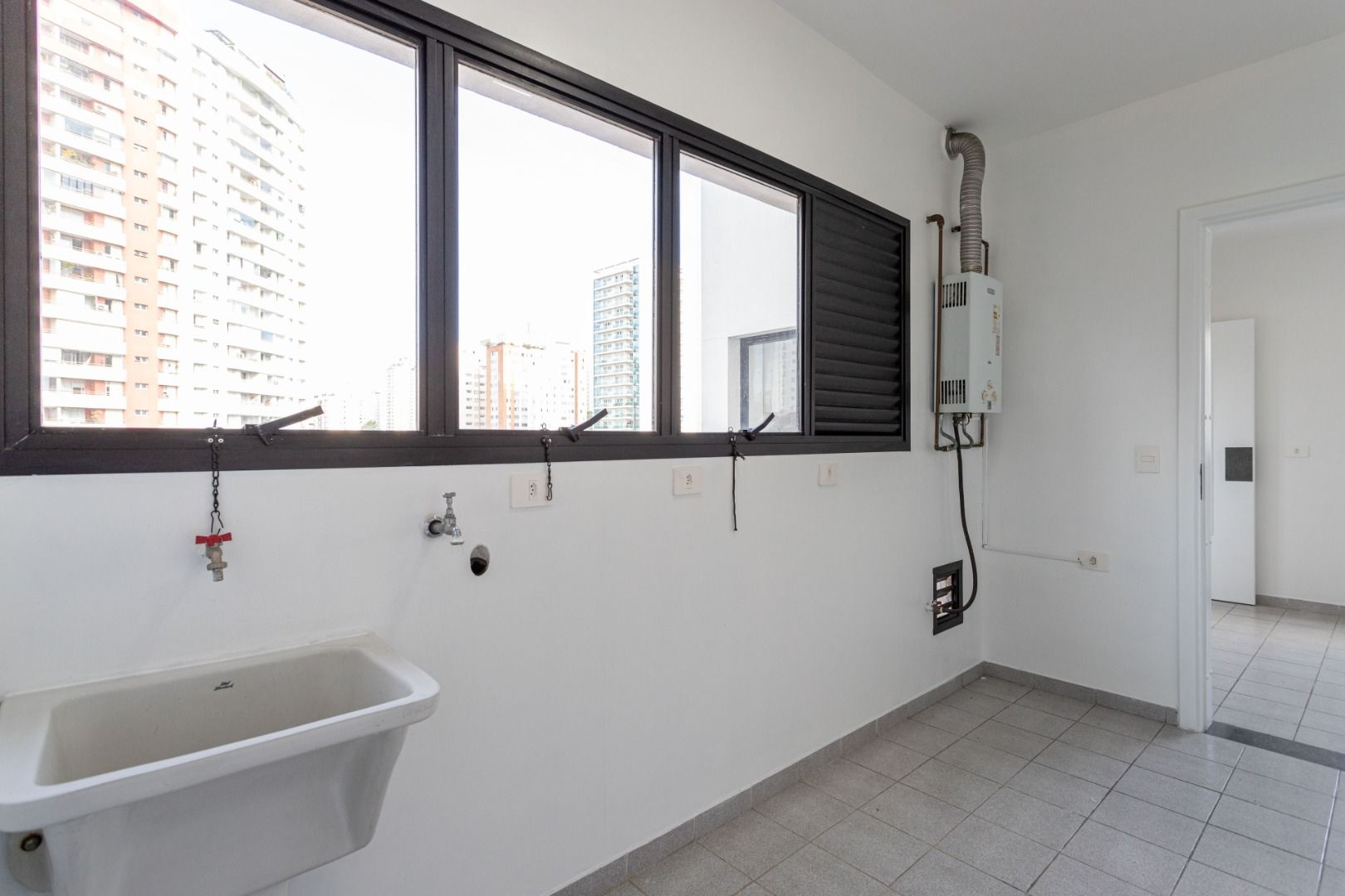 Apartamento à venda com 4 quartos, 153m² - Foto 36