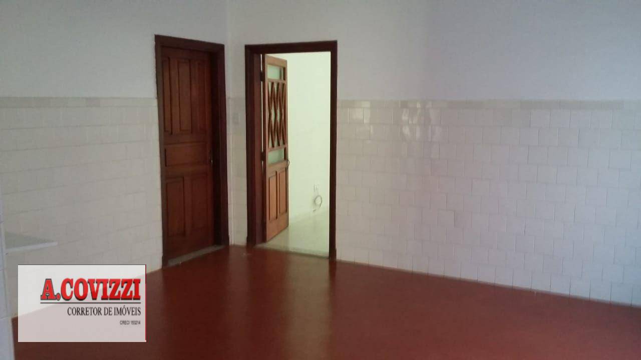 Casa à venda com 4 quartos, 210m² - Foto 12